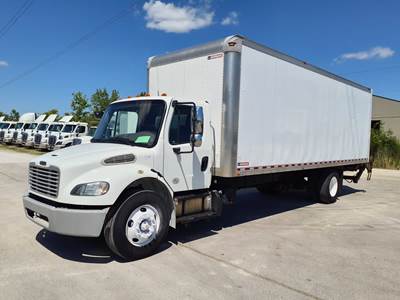 Freightliner M2 106 26 ft Box Truck - 240HP, 9 Speed Automatic, Roll up Door, Liftgate