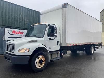 Freightliner M2 106 26 ft Box Truck - 240HP, 6 Speed Automatic, Roll up Door, Liftgate
