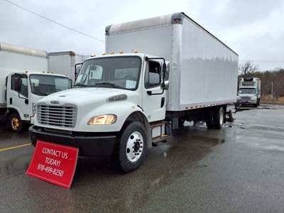 Freightliner M2 106 26 ft Box Truck - 260HP, 6 Speed Automatic, Roll up Door, Liftgate