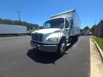 Freightliner M2 106 20 ft Box Truck - 240HP, 6 Speed Automatic, Roll up Door, Liftgate