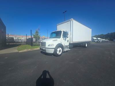 Freightliner M2 106 26 ft Box Truck - 240HP, 6 Speed Automatic, Roll up Door, Liftgate