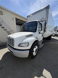 Freightliner M2 106 26 ft Box Truck - 230HP, 6 Speed Automatic, Roll up Door, Liftgate