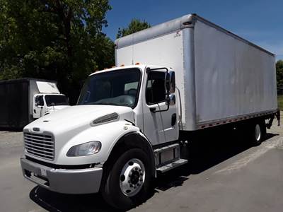 Freightliner M2 106 24 ft Box Truck - 240HP, 9 Speed Automatic, Roll up Door, Liftgate