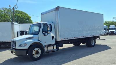 Freightliner M2 106 24 ft Box Truck - 240HP, 6 Speed Automatic, Roll up Door