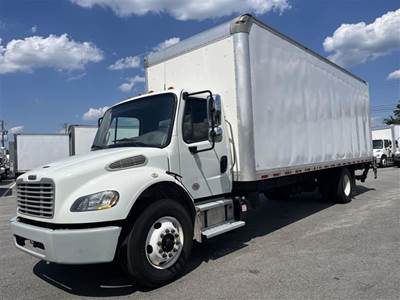 Freightliner M2 106 26 ft Box Truck - 240HP, 9 Speed Automatic, Roll up Door, Liftgate