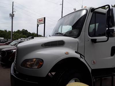 Freightliner M2 106 12 ft Box Truck - 260HP, 5 Speed Automatic