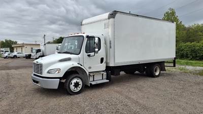 Freightliner M2 106 18 ft Box Truck - 240HP, 6 Speed Automatic, Roll up Door