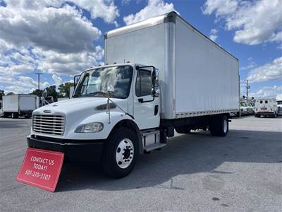 Freightliner M2 106 26 ft Box Truck - 280HP, 6 Speed Automatic, Roll up Door, Liftgate