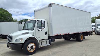 Freightliner M2 106 26 ft Box Truck - 240HP, 9 Speed Automatic, Roll up Door, Liftgate