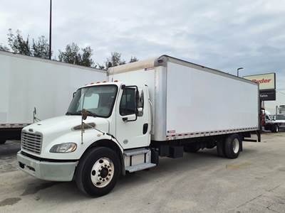 Freightliner M2 106 24 ft Box Truck - 240HP, 6 Speed Automatic, Roll up Door, Liftgate