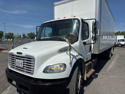 Freightliner M2 106 26 ft Box Truck - 240HP, 9 Speed Automatic, Roll up Door, Liftgate