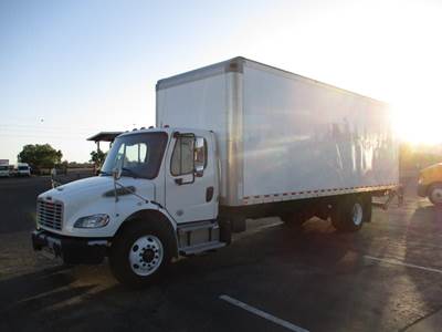Freightliner M2 106 26 ft Box Truck - 240HP, 6 Speed Automatic, Roll up Door, Liftgate