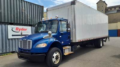 Freightliner M2 106 26 ft Box Truck - 270HP, 6 Speed Automatic, Roll up Door, Liftgate