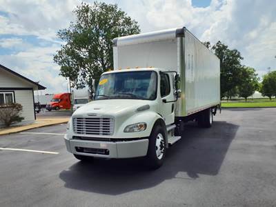 Freightliner M2 106 26 ft Box Truck - 240HP, 6 Speed Automatic, Roll up Door, Liftgate
