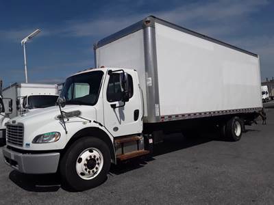 Freightliner M2 106 26 ft Box Truck - 240HP, 9 Speed Automatic, Roll up Door, Liftgate