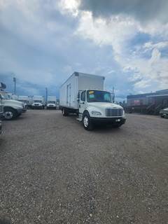 Freightliner M2 106 26 ft Box Truck - 240HP, 9 Speed Automatic, Roll up Door, Liftgate