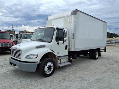 Freightliner M2 106 18 ft Box Truck - 240HP, 6 Speed Automatic, Roll up Door