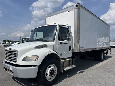 Freightliner M2 106 24 ft Box Truck - 230HP, 9 Speed Automatic, Roll up Door, Liftgate
