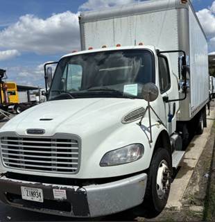 Freightliner M2 106 18 ft Box Truck - 240HP, 6 Speed Automatic, Roll up Door, Liftgate