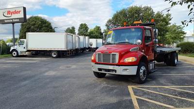 Freightliner M2 106 22 ft Box Truck - 300HP, 5 Speed Automatic