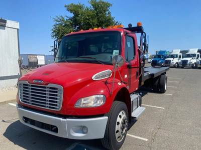 Freightliner M2 106 22 ft Box Truck - 300HP, 6 Speed Automatic
