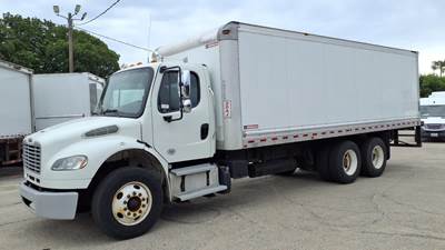 Freightliner M2 106 24 ft Box Truck - 270HP, 6 Speed Automatic, Roll up Door