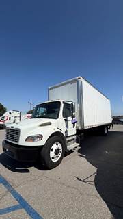 Freightliner M2 106 26 ft Box Truck - 240HP, 6 Speed Automatic, Roll up Door, Liftgate