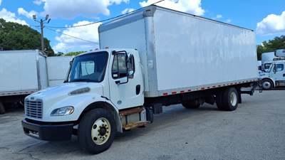 Freightliner M2 106 26 ft Box Truck - 260HP, 6 Speed Automatic, Roll up Door, Liftgate