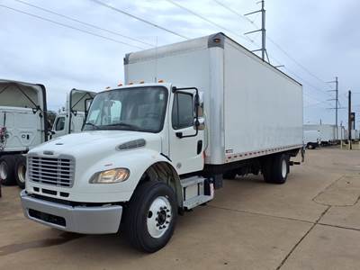 Freightliner M2 106 26 ft Box Truck - 270HP, 5 Speed Automatic, Roll up Door, Liftgate