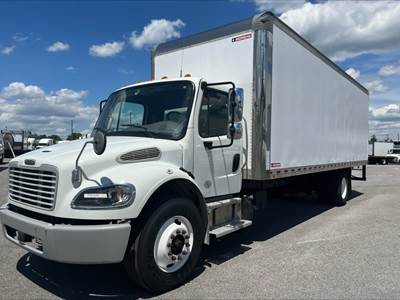 Freightliner M2 106 26 ft Box Truck - 240HP, 6 Speed Automatic, Roll up Door