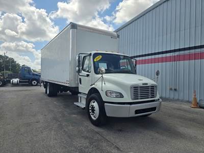 Freightliner M2 106 26 ft Box Truck - 240HP, 6 Speed Automatic, Roll up Door, Liftgate