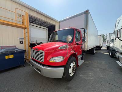 Freightliner M2 106 26 ft Box Truck - 240HP, 9 Speed Automatic, Roll up Door, Liftgate