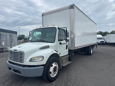Freightliner M2 106 26 ft Box Truck - 240HP, 9 Speed Automatic, Roll up Door, Liftgate
