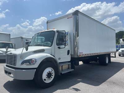 Freightliner M2 106 26 ft Box Truck - 240HP, 6 Speed Automatic, Roll up Door