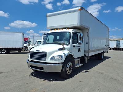 Freightliner M2 106 26 ft Box Truck - 280HP, 6 Speed Automatic, Swing Door