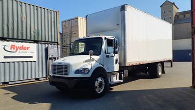Freightliner M2 106 24 ft Box Truck - 260HP, 6 Speed Automatic, Roll up Door