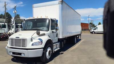 Freightliner M2 106 26 ft Box Truck - 240HP, 6 Speed Automatic, Roll up Door, Liftgate
