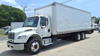 Freightliner M2 106 28 ft Box Truck - 270HP, 6 Speed Automatic, Roll up Door