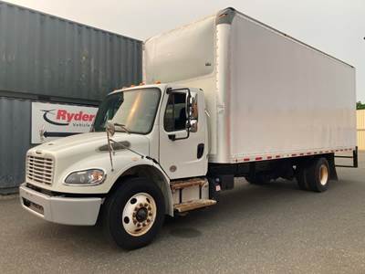 Freightliner M2 106 24 ft Box Truck - 260HP, 6 Speed Automatic, Roll up Door