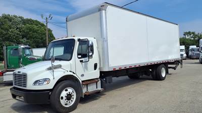 Freightliner M2 106 28 ft Box Truck - 280HP, 6 Speed Automatic, Liftgate