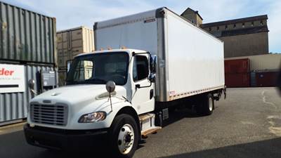 Freightliner M2 106 26 ft Box Truck - 240HP, 6 Speed Automatic, Roll up Door, Liftgate