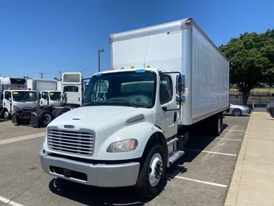 Freightliner M2 106 26 ft Box Truck - 240HP, 9 Speed Automatic, Roll up Door, Liftgate