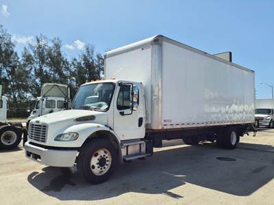 Freightliner M2 106 26 ft Box Truck - 280HP, 6 Speed Automatic, Roll up Door, Liftgate