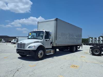 Freightliner M2 106 26 ft Box Truck - 240HP, 6 Speed Automatic, Roll up Door, Liftgate