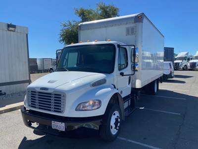 Freightliner M2 106 18 ft Box Truck - 240HP, 6 Speed Automatic, Roll up Door