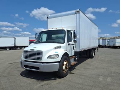 Freightliner M2 106 26 ft Box Truck - 240HP, 9 Speed Automatic, Roll up Door, Liftgate