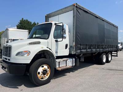 Freightliner M2 106 26 ft Box Truck - 330HP, 6 Speed Automatic, Roll up Door