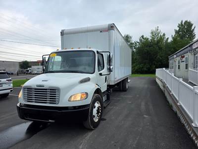 Freightliner M2 106 26 ft Box Truck - 260HP, 9 Speed Automatic, Roll up Door, Liftgate