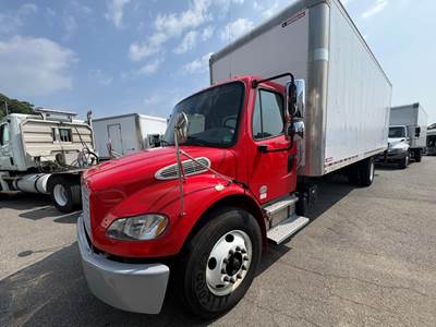 Freightliner M2 106 26 ft Box Truck - 240HP, 9 Speed Automatic, Roll up Door, Liftgate
