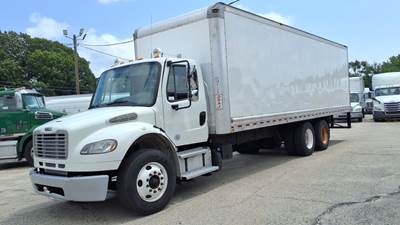 Freightliner M2 106 28 ft Box Truck - 270HP, 6 Speed Automatic, Roll up Door